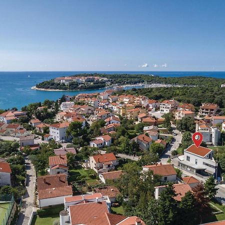 Stunning Apartment In Pjescana Uvala With Wifi Exterior photo